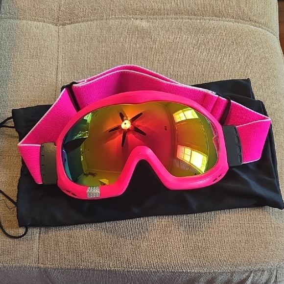 Accessories - Pink Ski Goggles w/ Mirrored Lenses